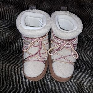 Michael Kors Zelda Nylon Snow Boot